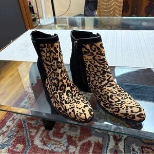 ANTHROPOLOGY Splendid booties ,size 10 
 with animal print, suede ,skin calf .